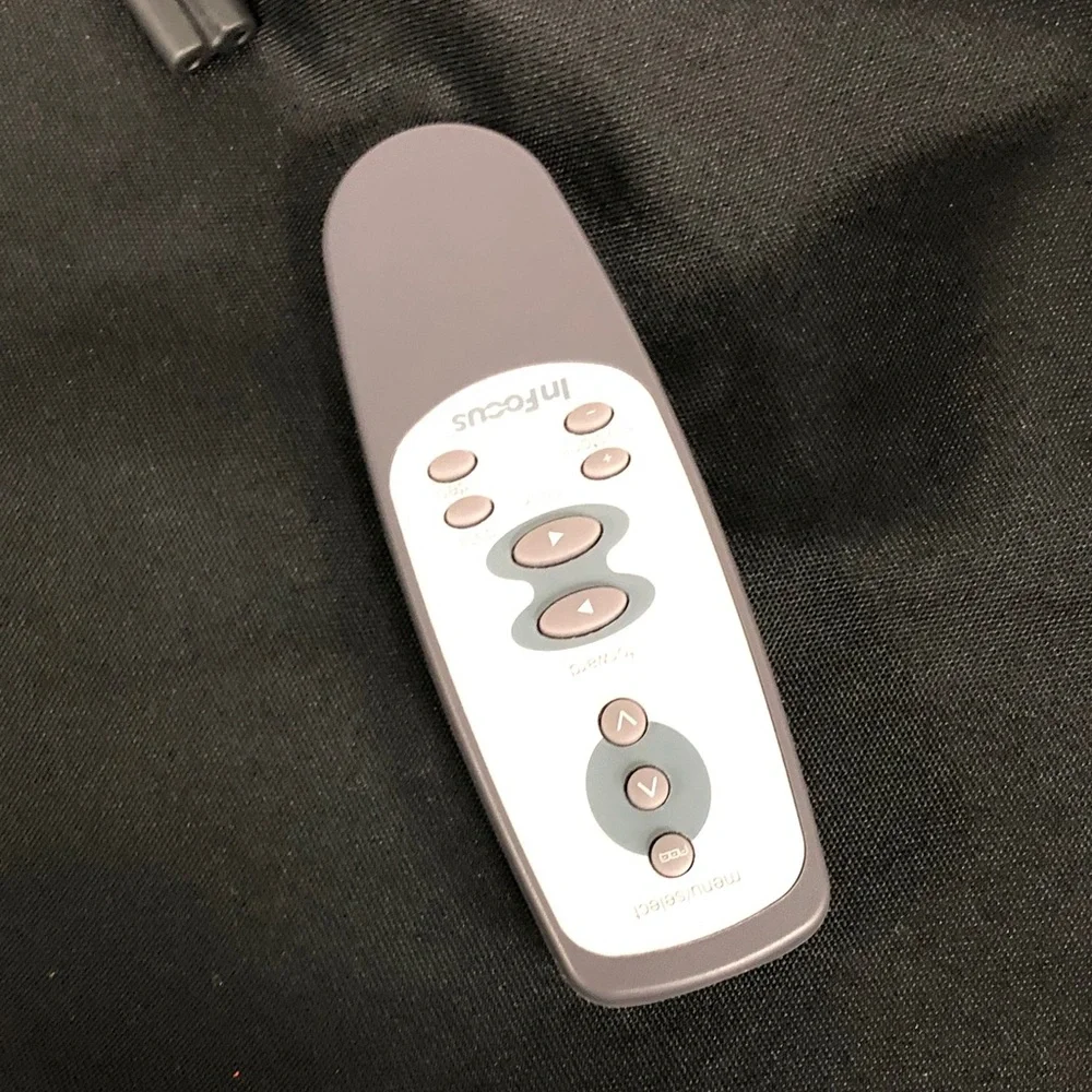 InFocus Model LP130 Projector - Picture 3 of 11